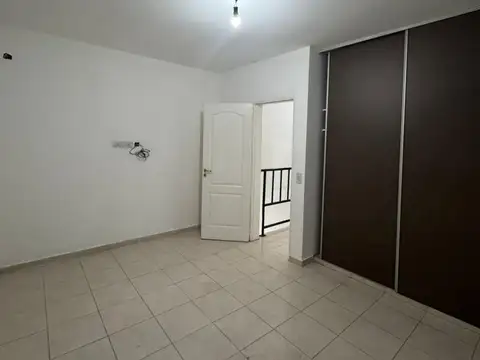 Departamento en Alquiler en Sourigues, $ 800.000