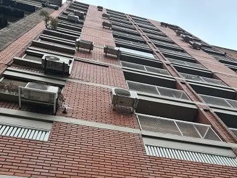 Av Paseo Colon 700, Piso 11