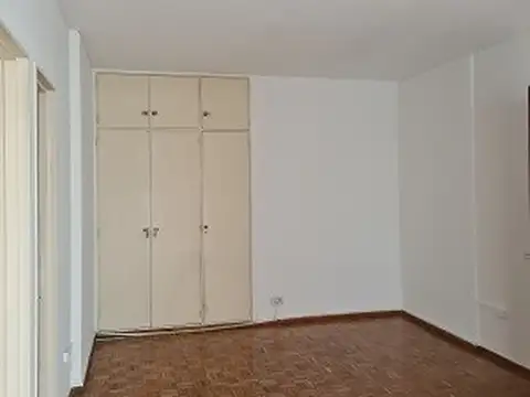 Departamento en Alquiler 60 años