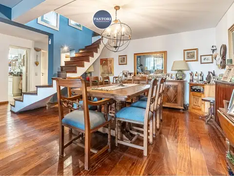 VENTA DE CASA 5 AMB EN OLIVOS ROCHE