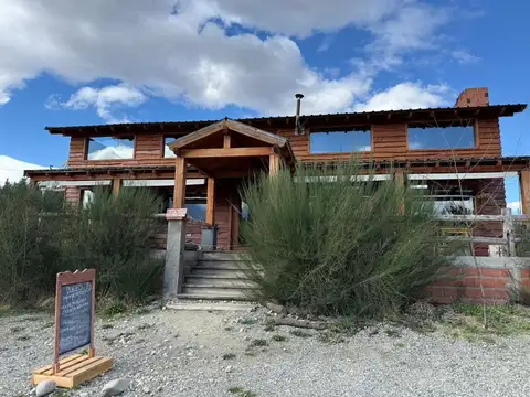Hostería, confitería y restaurante en Epuyén
