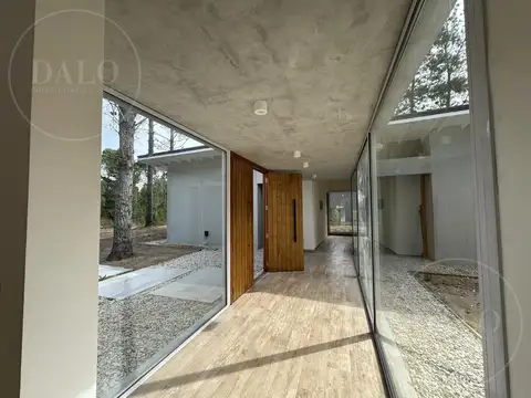 Casa en Venta en Villarobles, USD 360.000