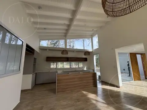 Casa Monoambiente con 3 baños