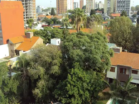 Departamento en Alquiler en Bernal, $ 450.000