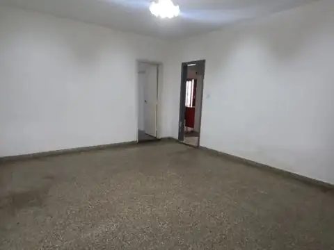 Depto Tipo Casa en Venta en Villa Ballester, USD 65.000