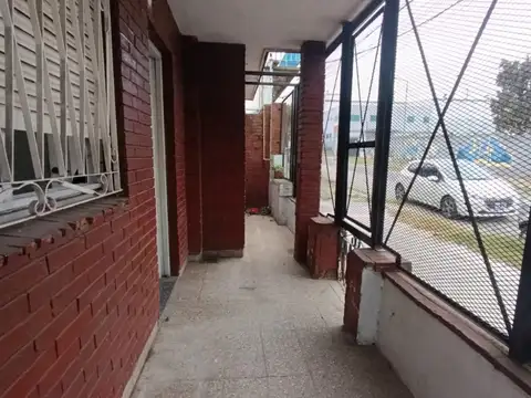 Almirante Brown 4700