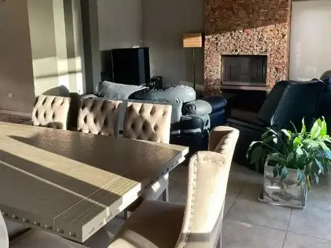 Casa en Venta en Pilar del Este - San Alfonso, USD 260.000