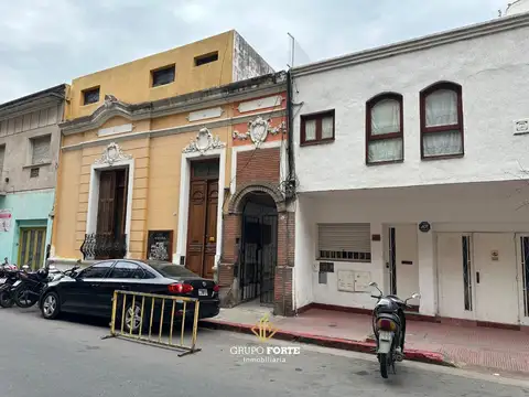 Depto Tipo Casa en Alquiler de 4 ambientes