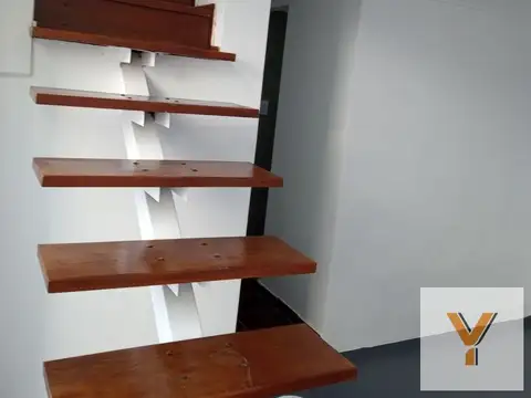 Depto Tipo Casa en Venta de 2 ambientes