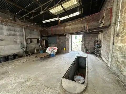 TERRENO DE 464.97M2