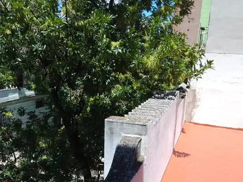 PH 3 AMB-  SIN EXPENSAS 180 METROS - 1° PISO   CON GRAN TERRAZA PROPIA 