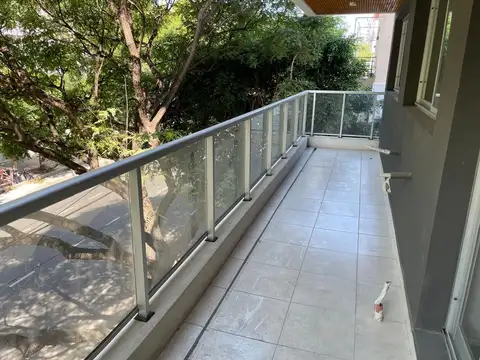 VENTA 3 AMB COLEGIALES A ESTRENAR DIST AUD VISUAL