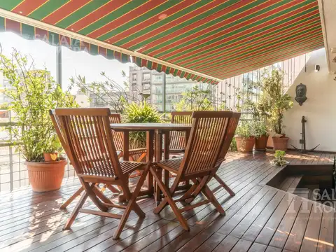 Departamento duplex de 5 ambientes en venta en Recoleta