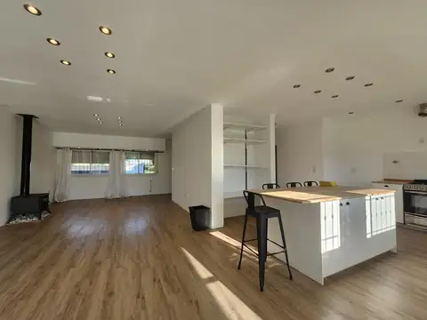 Casa en Alquiler en Funes, $ 1.200.000