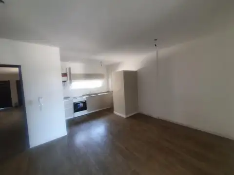 DEPARTAMENTO 2 1/2 AMB CON 2 PATIOS VILLA BOSCH