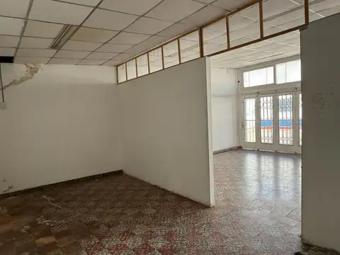 Local en Venta 35 años
