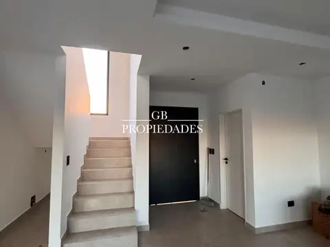 Casa en Venta en Pilar del Este - Santa Elena, USD 260.000