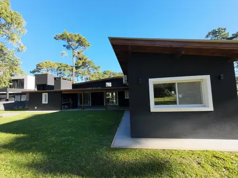 Casa en Venta en Pinamar, USD 259.000