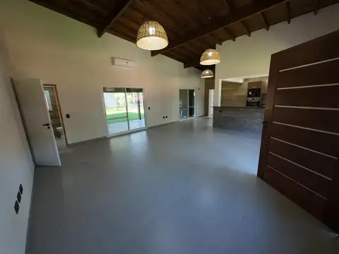 Casa a estrenar B° Alamos en Pinamar