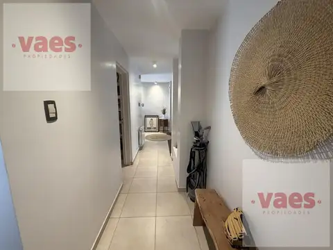 Casa 7 ambientes con 3 baños