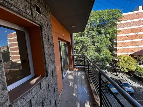 Departamento en Venta con 2 cocheras