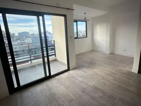 ALQUILER DE MONOAMBIENTE CON BALCON
