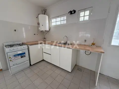 Departamento 6 ambientes con 2 baños