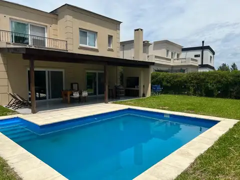 Venta Casa 5 amb. 550 M2 c/Piscina barrio Los Castaños Nordelta Tigre