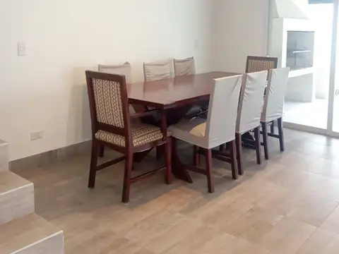 Casa en Alquiler en Salta, USD 1.500