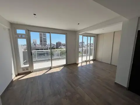 Carabobo 100, Piso 12