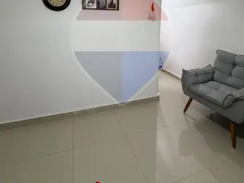 Apartamento cómodo con patio y muy buena ubicacion