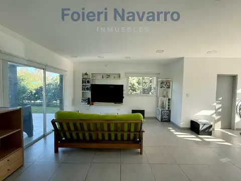 Casa 6 ambientes con 4 baños