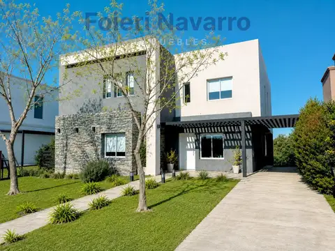 Casa 6 ambientes en Pilar del Este- Santa Emilia- Venta