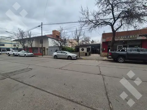 Local en Cipolletti