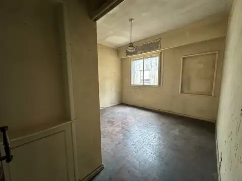 Depto Tipo Casa en Venta en Flores, USD 42.000