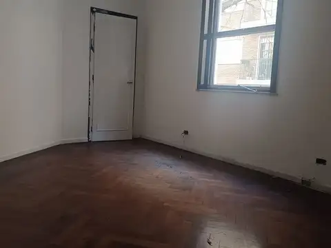 Oficina en Alquiler en Balvanera, $ 330.000