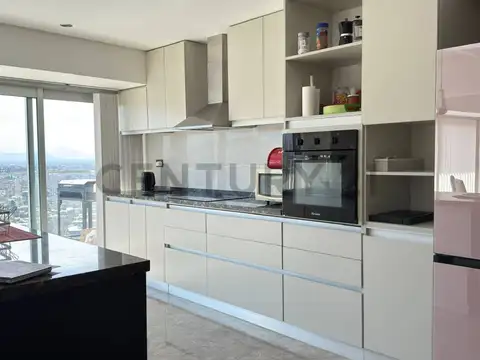 Departamento en Venta de 4 dormitorios