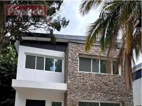 Casa en  VENTA a estrenat