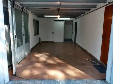 SE ALQUILA DEPOSITO PARA GUARDADO OLIVOS