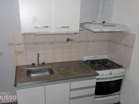 Departamento en Alquiler en Villa Santos Tesei, $ 450.000