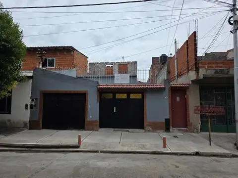 VENTA PH 3 AMB. C/PATIO Y TERRAZA - LANÚS