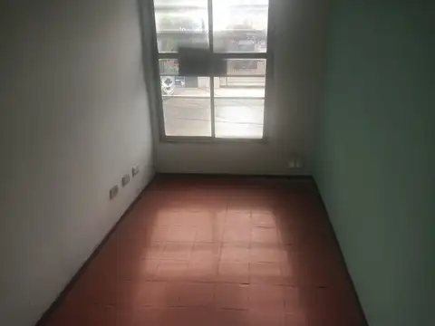 Depto Tipo Casa en Venta en Moron, USD 89.000