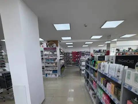 Alquiler Excelente local comercial
