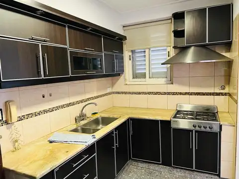 Departamento 4 ambientes con 3 baños