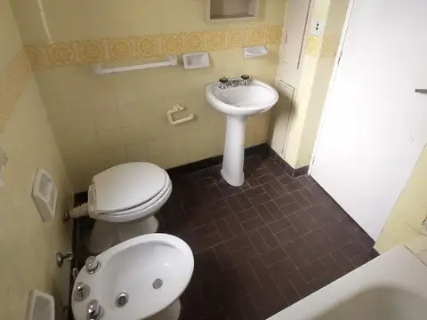 Entre Rios 2036 , Piso 8