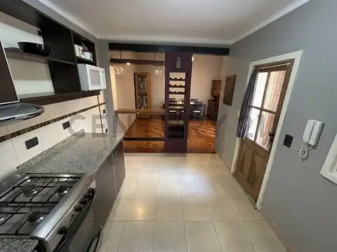 VENTA - PH 4 AMBIENTES, SIN EXPENSAS CON TERRAZA Y QUINCHO – BOEDO