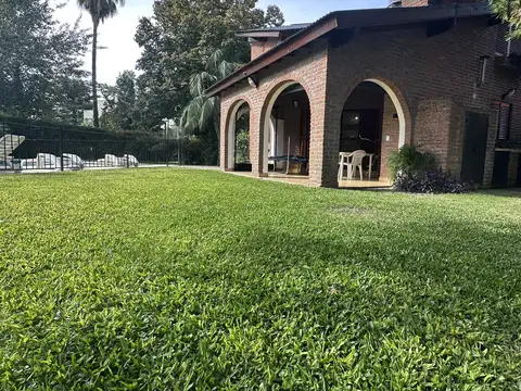 Vendo Precioso Chalet en el Club Privado Loma Verde