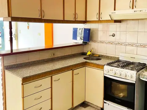 Depto Tipo Casa en Venta en Villa General Mitre, USD 73.000
