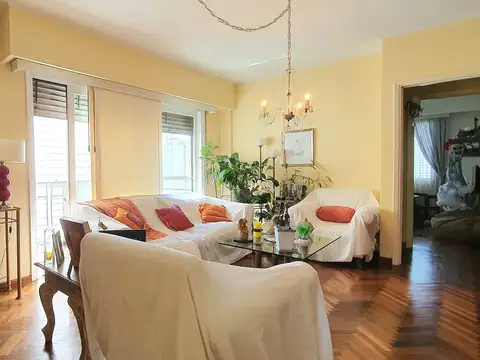 Departamento 4 ambientes con 3 baños