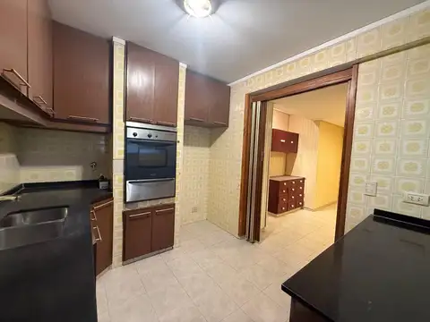 Departamento en Alquiler en Flores, $ 1.400.000